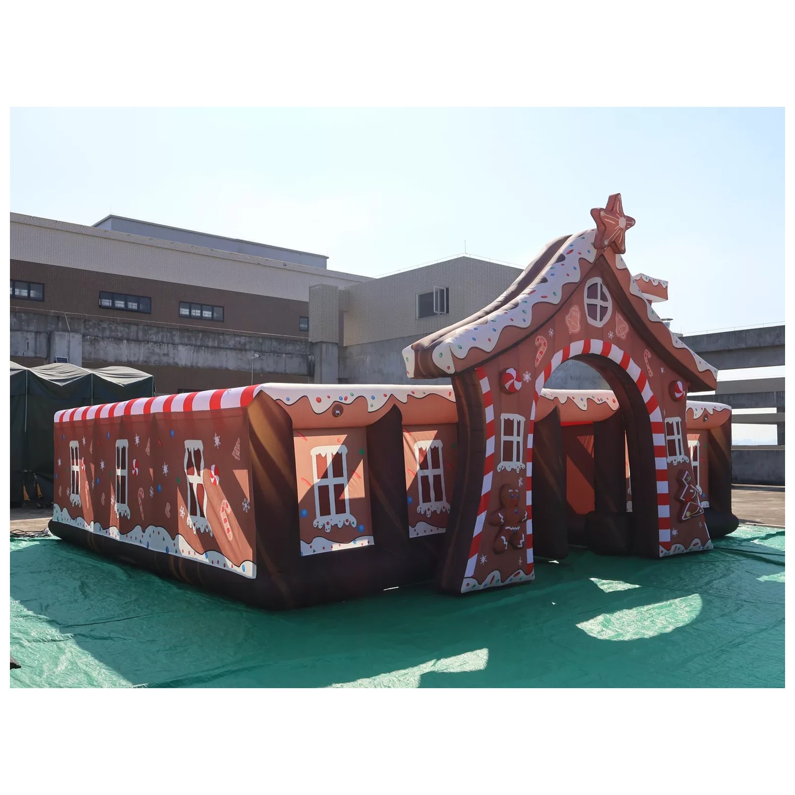 Kids Outdoor Venues - Большой надувной лабиринт в форме пряника