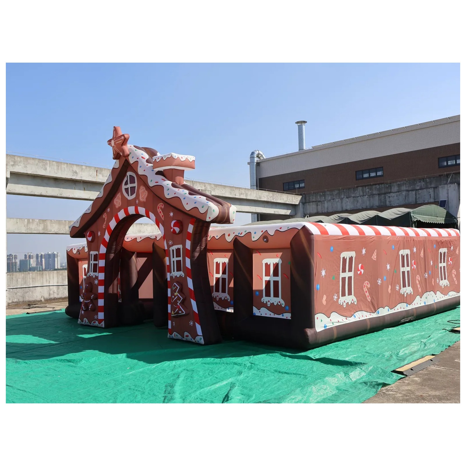 Большой надувной лабиринт в фо – обзор и цена Kids Outdoor Venues